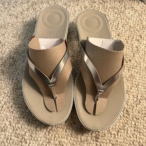 Fitflop Linny MirrorToe-Thong Sandals